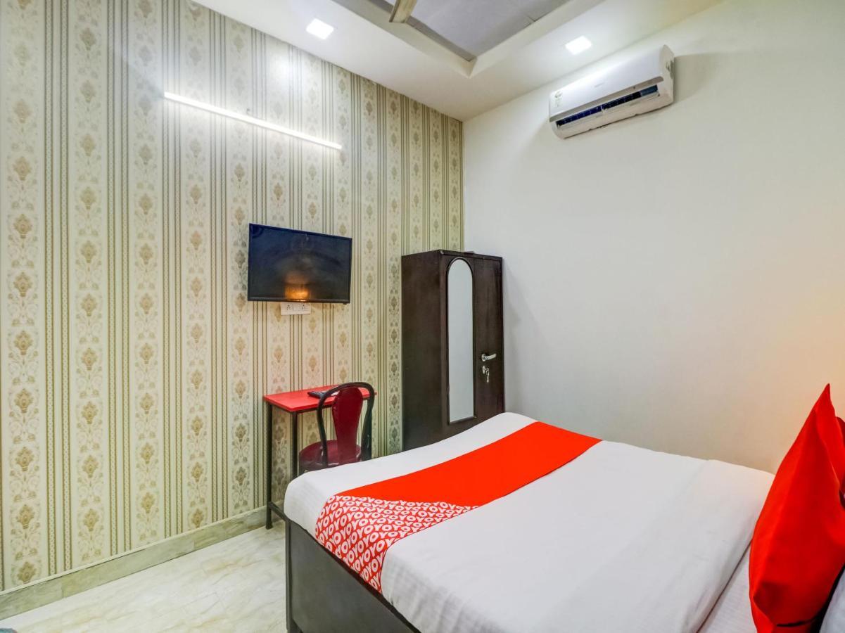 Hotel Oyo 74060 Taj Residency Neu-Delhi Exterior foto